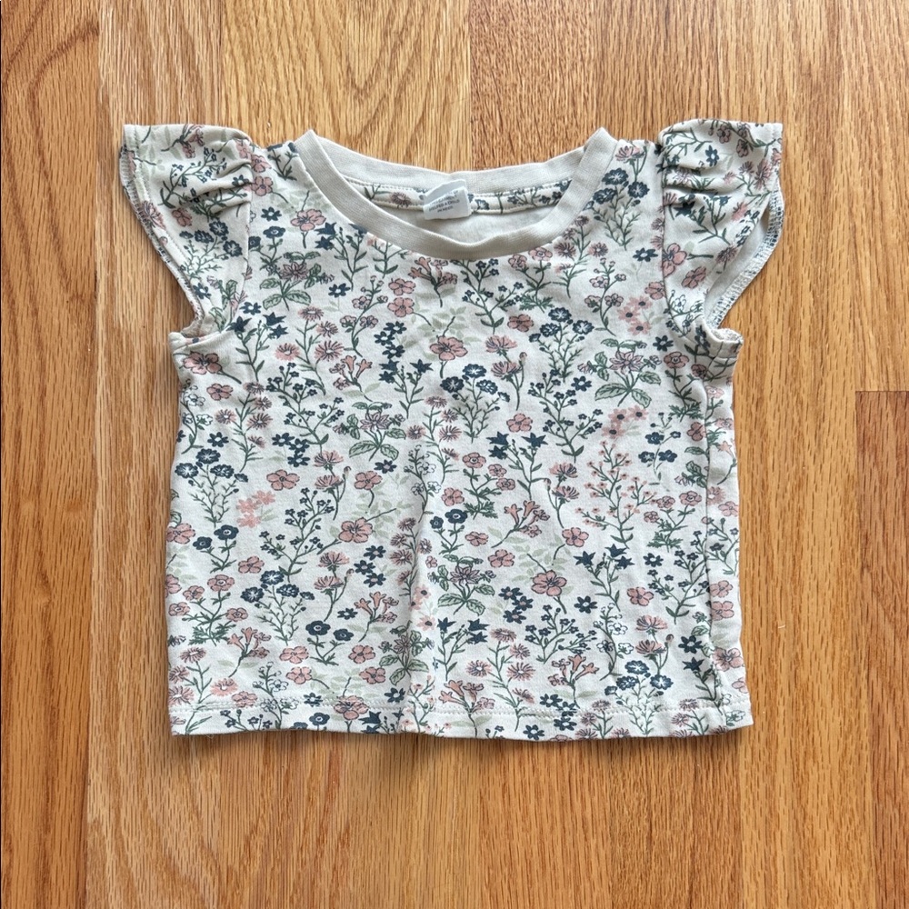 Floral Print Pearl Petal Sleeve Tee